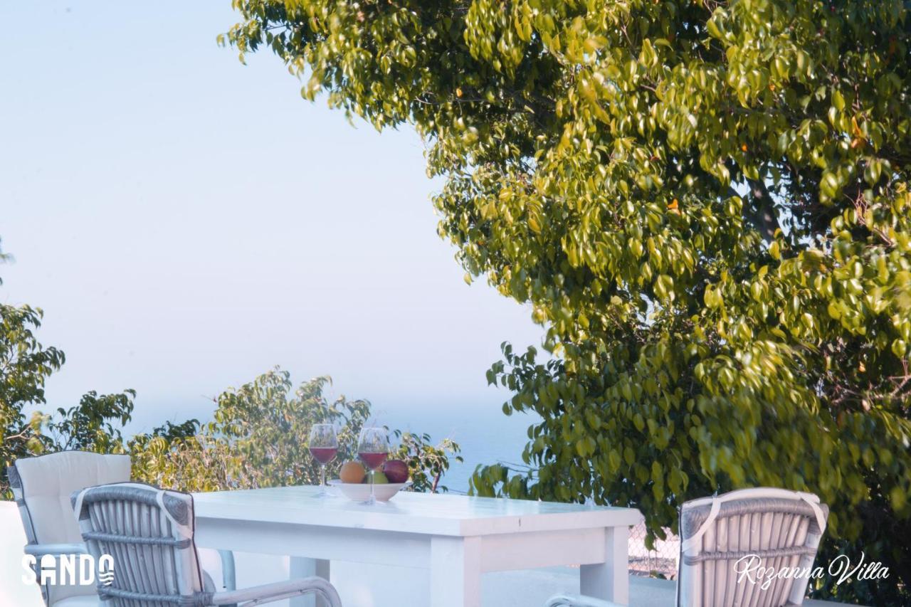 Sando Traditional Cave Villas With Jacuzzi And Sea View Vourvoúlos 外观 照片